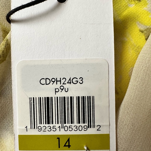 Calvin Klein - Picture 14 of 14